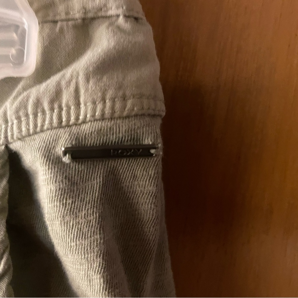 Ladies Roxy shorts - Picture 4 of 6